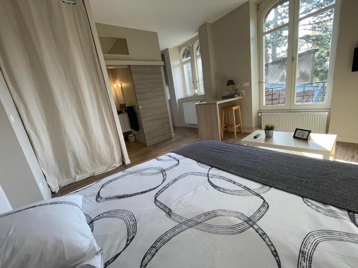 Appartment Les Suites Du Parc Besançon Esterno foto