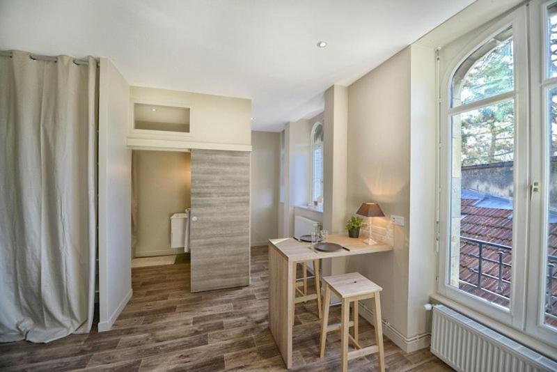 Appartment Les Suites Du Parc Besançon Camera foto